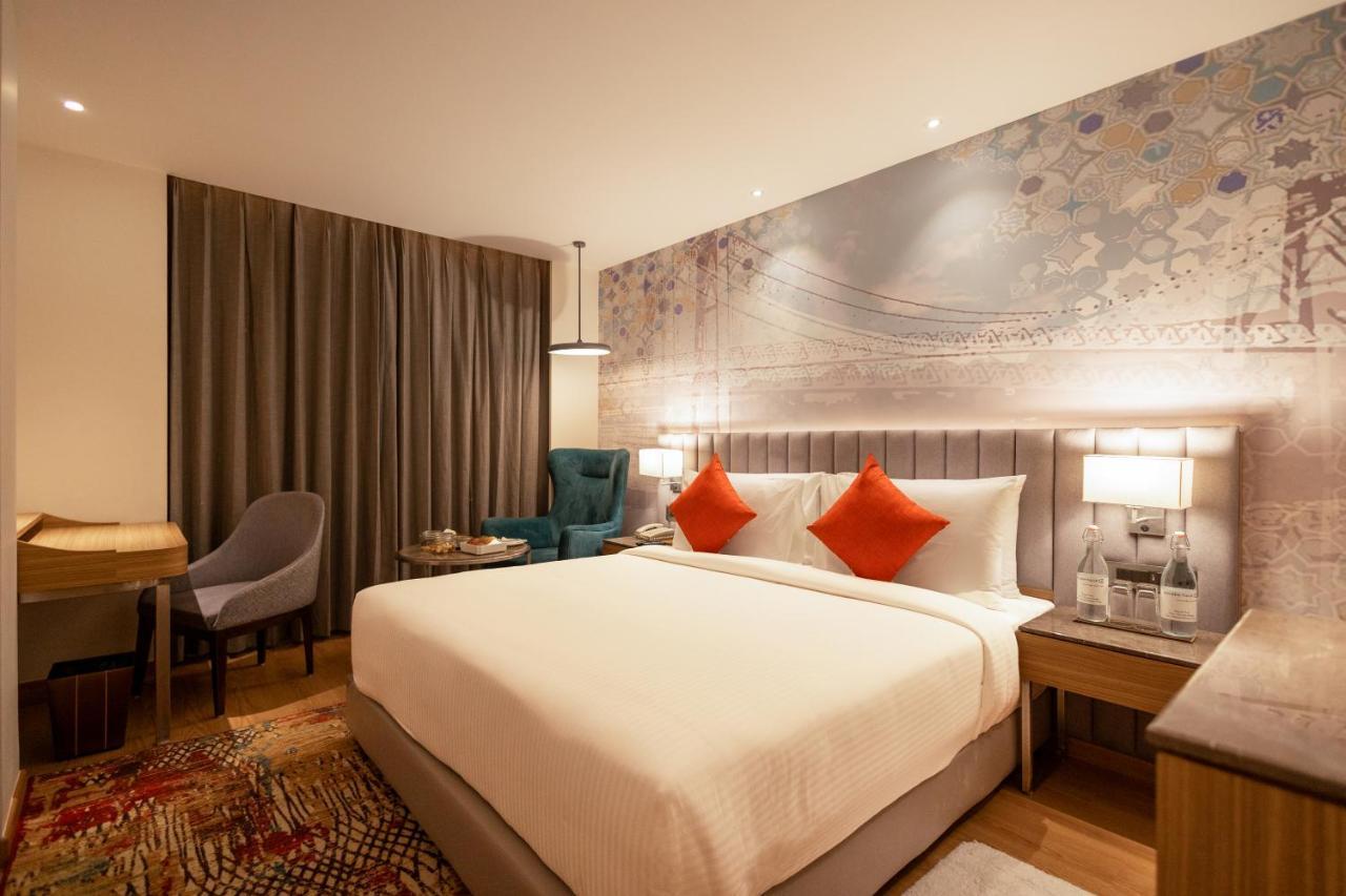 Golden Tulip Bhopal Hotel Eksteriør billede