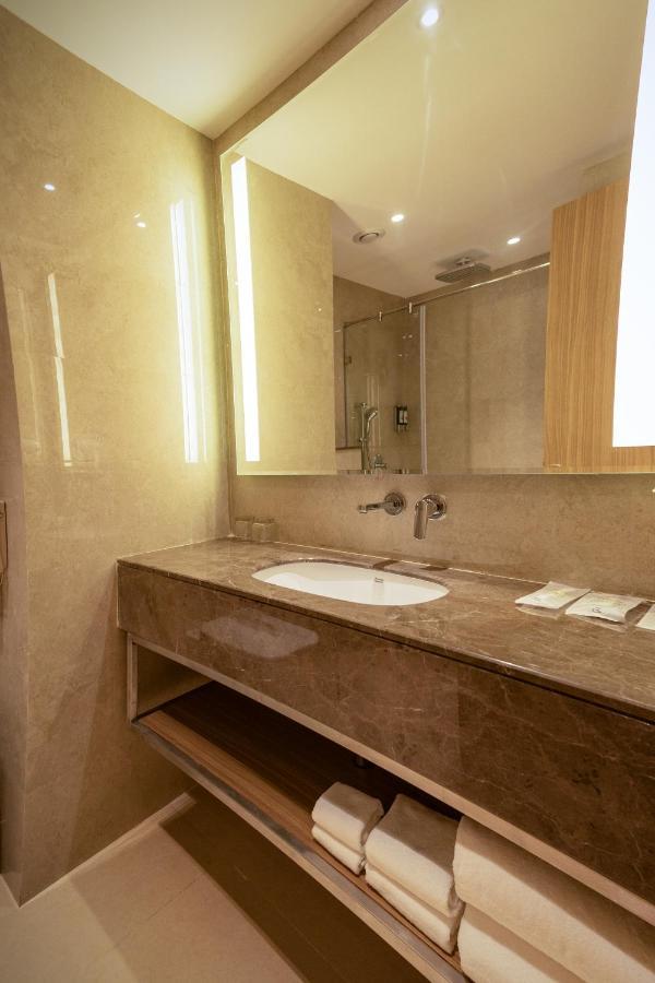 Golden Tulip Bhopal Hotel Eksteriør billede